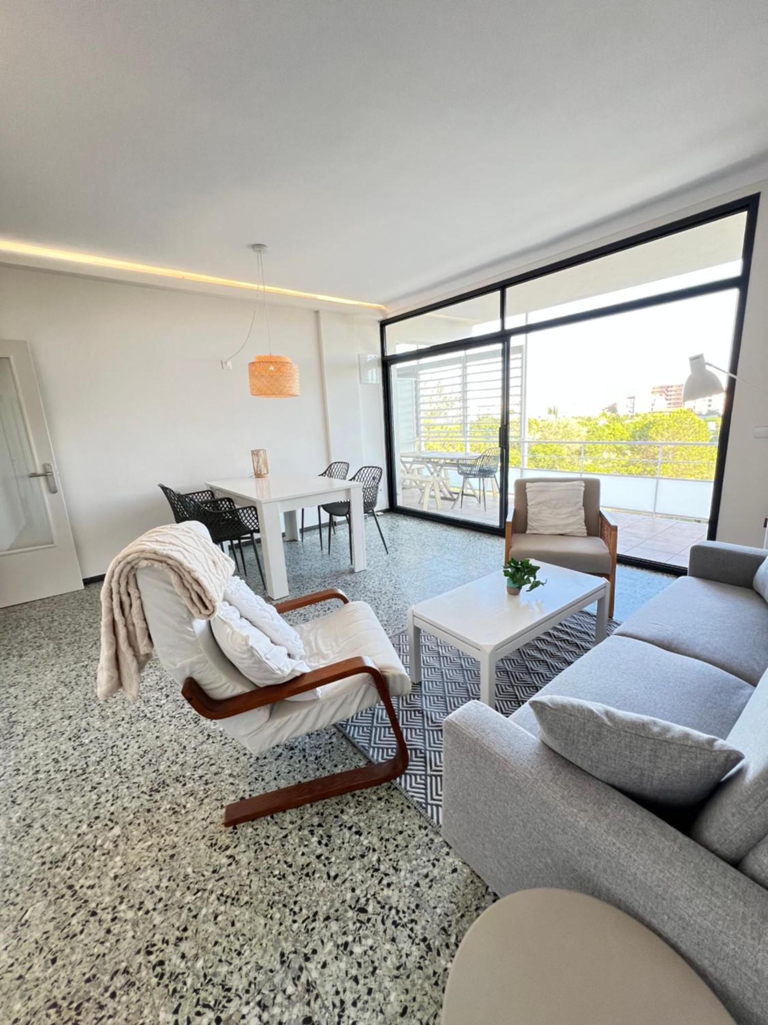 3 Room Apartment, 500M To Beach, Swimming Pool, Nice Terrace Roses Extérieur photo